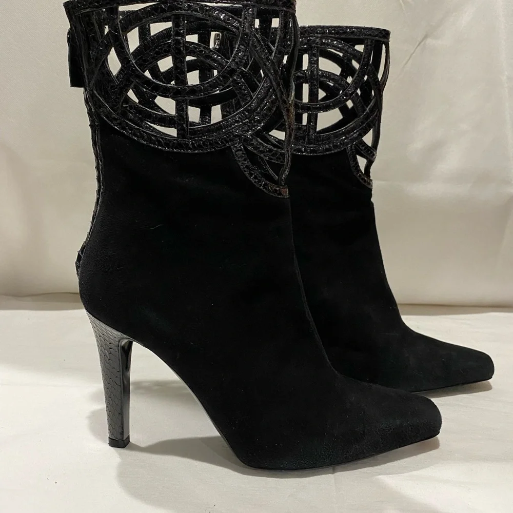 Catherine Malandrino black suede boots - Picture 2 of 7